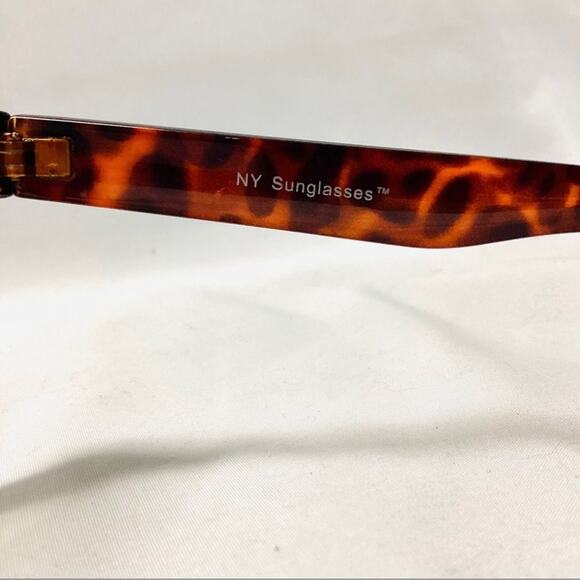 Tortoise Round Eyeglasses Frames - Picture 5 of 5